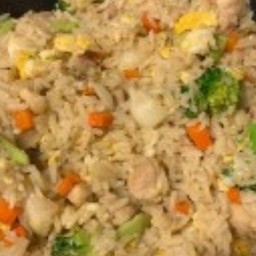 ข้าวผัดไก่