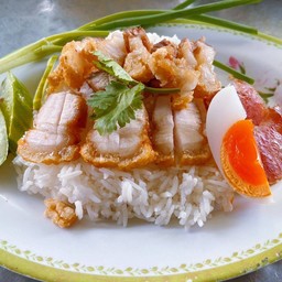 ข้าวหมูกรอบธรรมดา