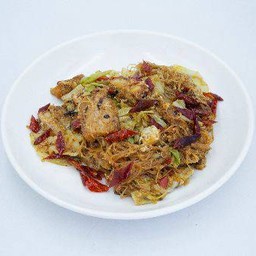 ผัดฉุนเฉียวหมูกรอบ