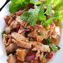 น้ำตกหมู