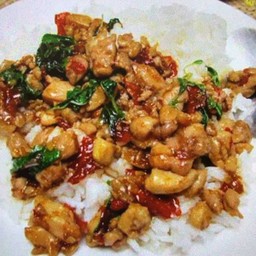 ข้าวกะเพราไก่