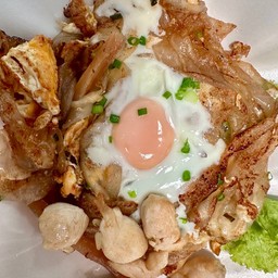 ก๋วยเตี๋ยวคั่วไก่ กุ๊ก กุ๊ก (Signature)