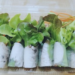 โรลอกไก่พริกไทยดำ