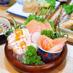 ซูชิ สายมู หมู่บ้าน ภัทรารมย์ 2