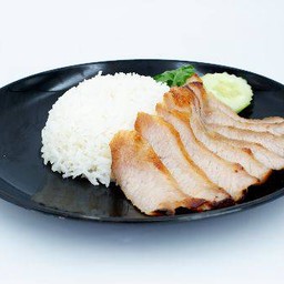 ข้าวคอหมูย่างทอดน้ำปลา