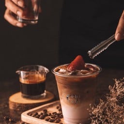 Ice Strawberry Latte