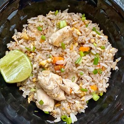 ข้าวผัด ห๊อม หอม