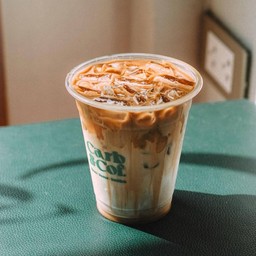 Caramel Macchiato (คาราเมลมัคคิอาโต้)