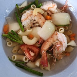 มักโรนีต้มซุป