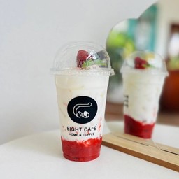 นมสดสตรอเบอรี่เย็น