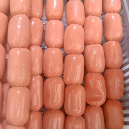 ไส้กรอกแดง