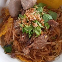 ก๋วยเตี๋ยวแห้งเนื้อตุ๋นอร่อยไม่ต้องปรุง