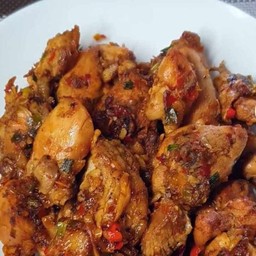 คั่วกลิ้งราดข้าว