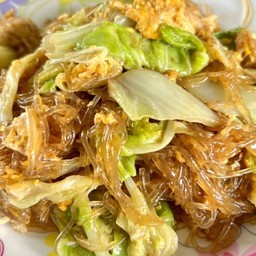 ผัดกะหล่ำปลีวุ้นเส้นใส่ไข่