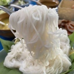 ขนมจีน