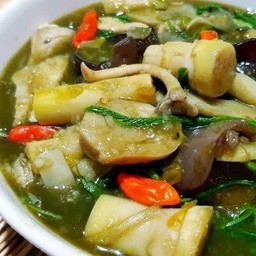 แกงหน่อไม้