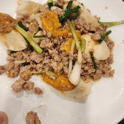 หมูสับผัดไข่เค็ม