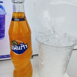 น้ำส้ม โอ่ง