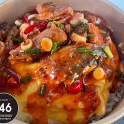 ข้าวไข่ข้นหน้ายำปลากระป๋อง