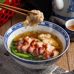 เกี๊ยวหมูแดง