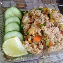 ข้าวผัดรวมมิตร
