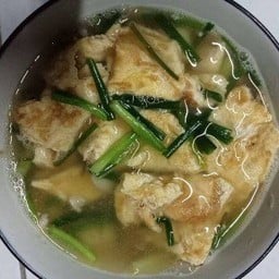 ไข่น้ำ ใช้ไข่ 2 ฟอง เป็นกับข้าว