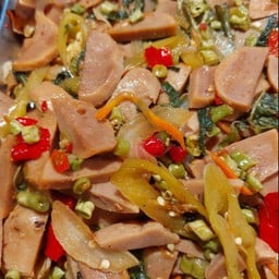 ร่มแดงกับข้าวหน้ามอ(ราชภัฏอุดรธานี)