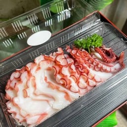 ทาโกะ ซาชิมิ (หนวดปลาหมึกยักษ์)