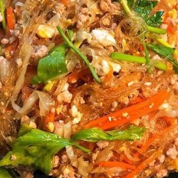 ผัดวุ้นเส้น หมูสับ