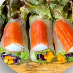 ยำอีเจ๊น้ำ หรอยจังฮู้  (Yum)