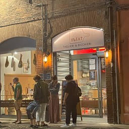 Streat taglieri & bicchieri