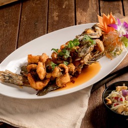 ปลากะพงทอดน้ำปลา