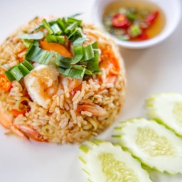 ข้าวผัดต้มยำกุ้ง