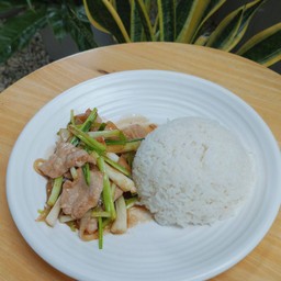 ข้าวผัดน้ำมันหอย