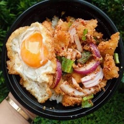 กระเพรา ข้าวยำไก่แซ่บ เปิด 24 ชม. !!