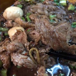 ก๋วยเตี๋ยวน้ำตกหมู