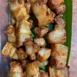 หมูสามชั้นทอด 200 กรัม