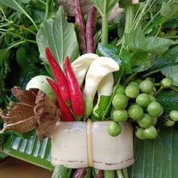 ชุดแกงแค