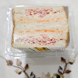 แซนวิชเกาหลีปูอัดไข่กุ้ง