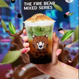 มิกซ์ซีรีย์ชาเขียวXดาร์กโกโก้หมีพ่นไฟไข่มุกลาวา แก้วหมี L 22oz