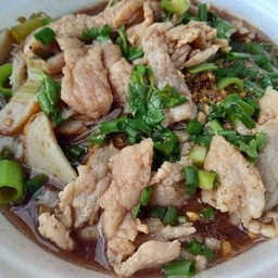 เกาเหลาหมูน้ำตก