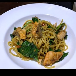 สปาเกตตี้ผัดขี้เมาแซลม่อน Sp-Thai-Salmon