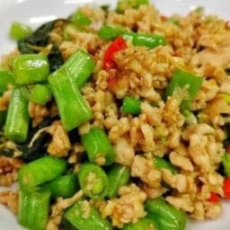 อาหารตามสั่งแม่ปลายฟ้า