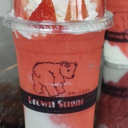 ซุปเปอร์สตรอเบอรี่โยเกิร์ตเฟรปเป้Super-STRAWBERRY