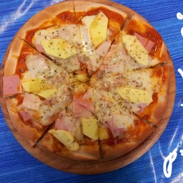 [อร่อยซ่ากับโค้ก] พิชช่าฮาวายเฮื้ยน +  โค้ก ออริจินัล (กระป๋อง) 