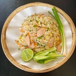 ข้าวผัด&ผัดกระเพรา  ครัวแพรวา