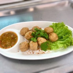 ลูกชิ้้นกุ้งลวก