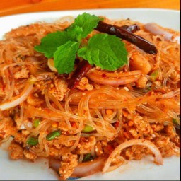 ลาบวุ้นเส้น