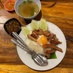 ข้าวหมูย่าง