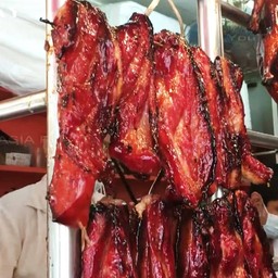 หมูแดงครึ่งกิโล